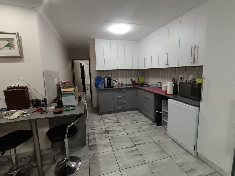 4 Bedroom Property for Sale in Universitas Ridge Free State
